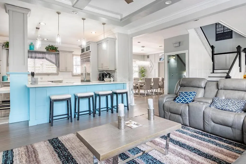 Luxury 6000 Sqft Mansion In Downtown Orlando Sleeps 14 Villa United States